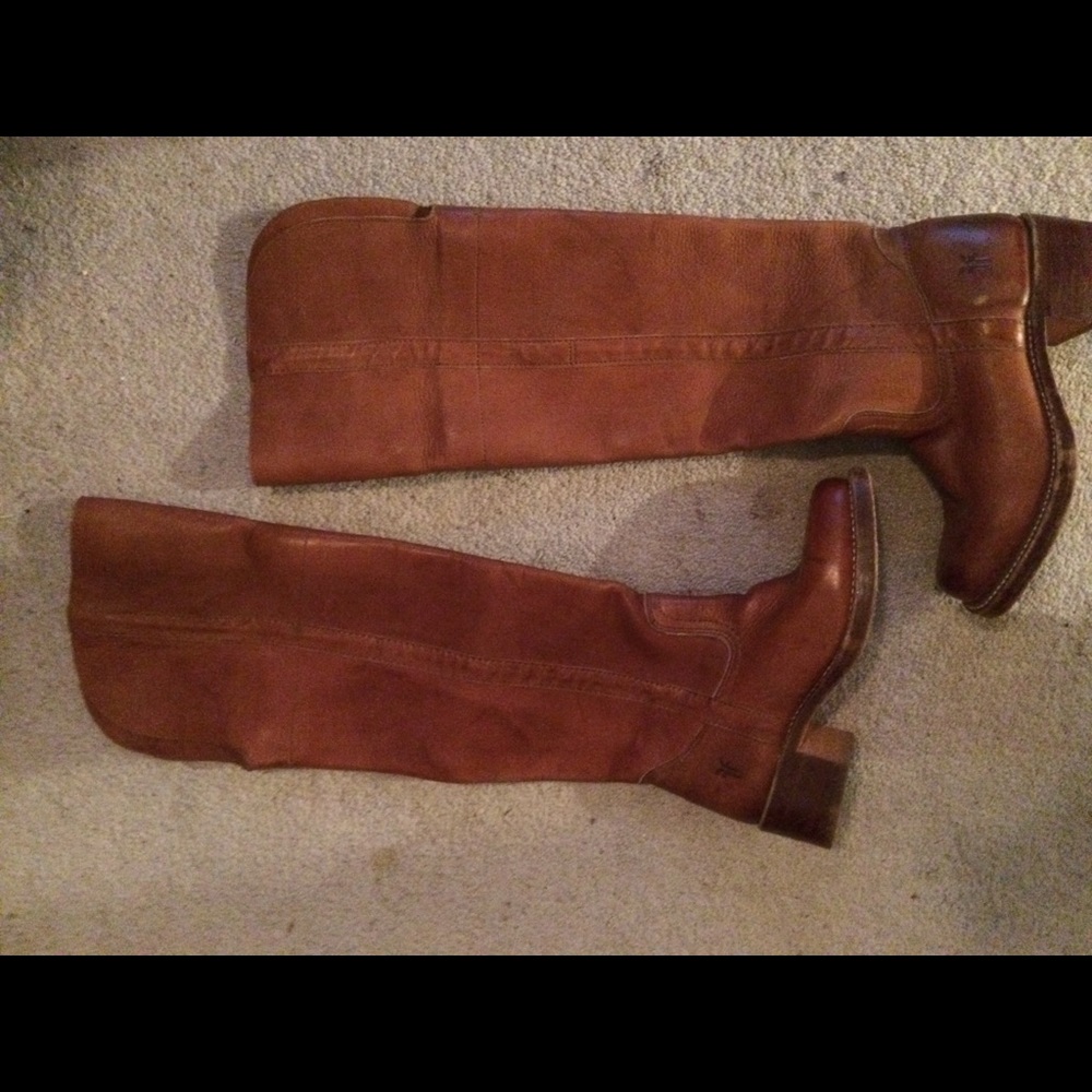 Like new Frye Campus Over the Knee boots Sz 6!
